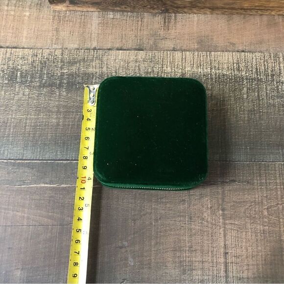 Benevolence Jewelry Box - Picture 5 of 6